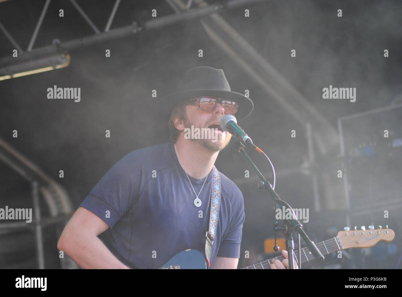Die Gewehre rock Bath, England - Pub im Park Festival, Juni 2018 Stockfoto