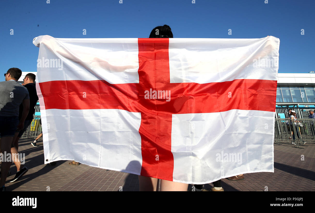 Ein England fan Zeigt Ihre Unterstützung vor der FIFA WM Gruppe G Gleiches an der Arena, Wolgograd Wolgograd. Stockfoto