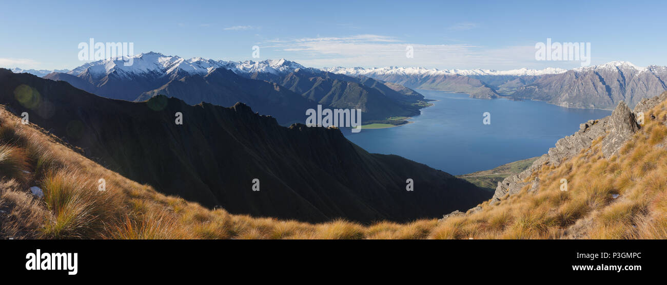 Lake Hawea und Berglandschaft Neuseeland Stockfoto