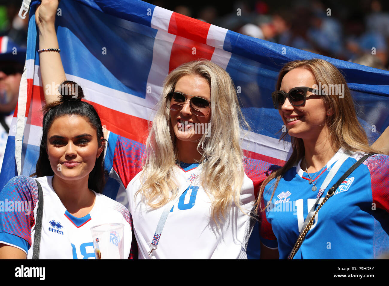 Moskau, Russland. 16 Juni, 2018. Island Fans (ARG) Fußball / Fussball: FIFA WM Russland 2018 Gruppe D Match zwischen Argentinien - Island bei Spartak Stadium in Moskau, Russland. Credit: yohei Osada/LBA SPORT/Alamy leben Nachrichten Stockfoto