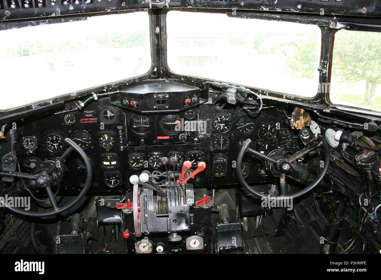 C-47 Dakota, d-Day Fallschirmjäger Transportflugzeuge Stockfoto