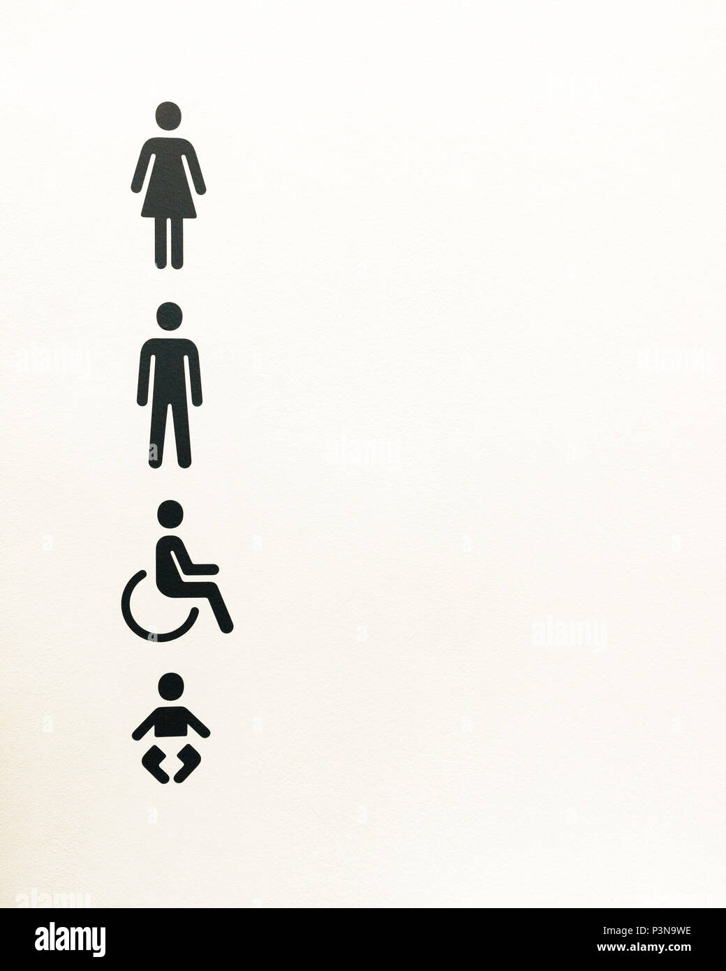 Schwarz wc Schilder auf einem weißen Hintergrund (männlich, weiblich, Rollstuhl und Baby). Stockfoto