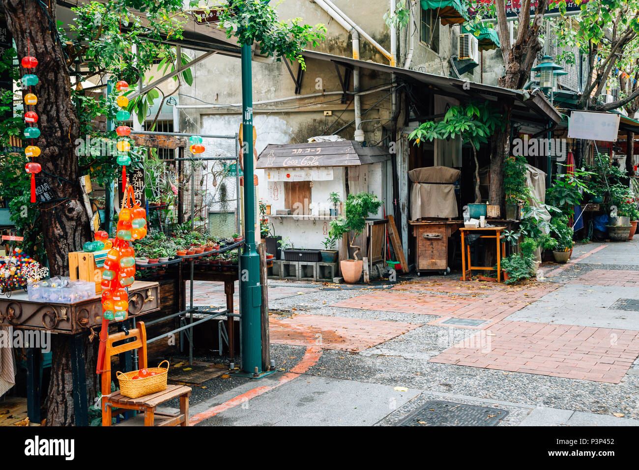 Tainan, Taiwan - 9. Mai 2018: Fuzhong Straße ist die berühmte Einkaufsstraße Stockfoto