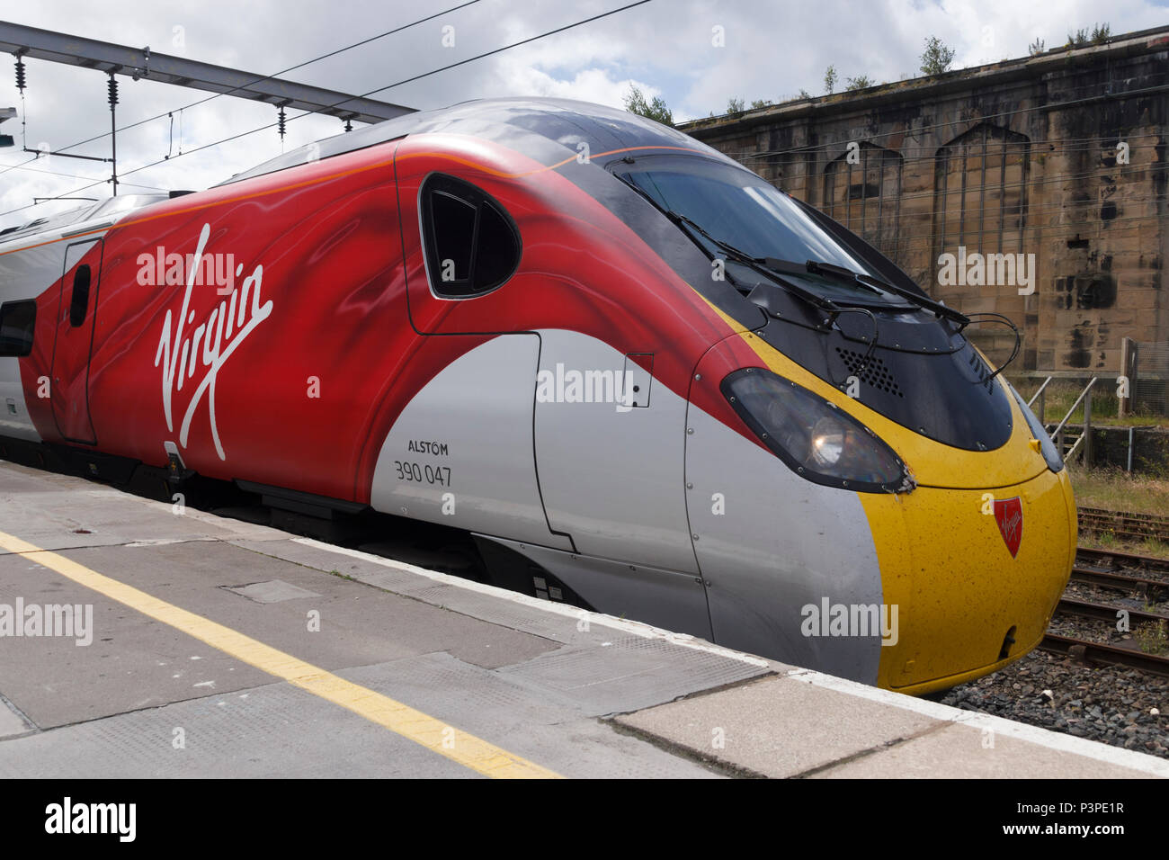 Virgin Pendolino 390047 Stockfoto