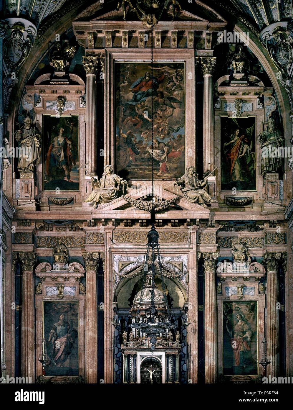 RETABLO MAYOR. Autor: Antonio Palomino y Velasco (1655-1726). Lage: CATEDRAL - INTERIEUR, CORDOBA, Spanien. Stockfoto