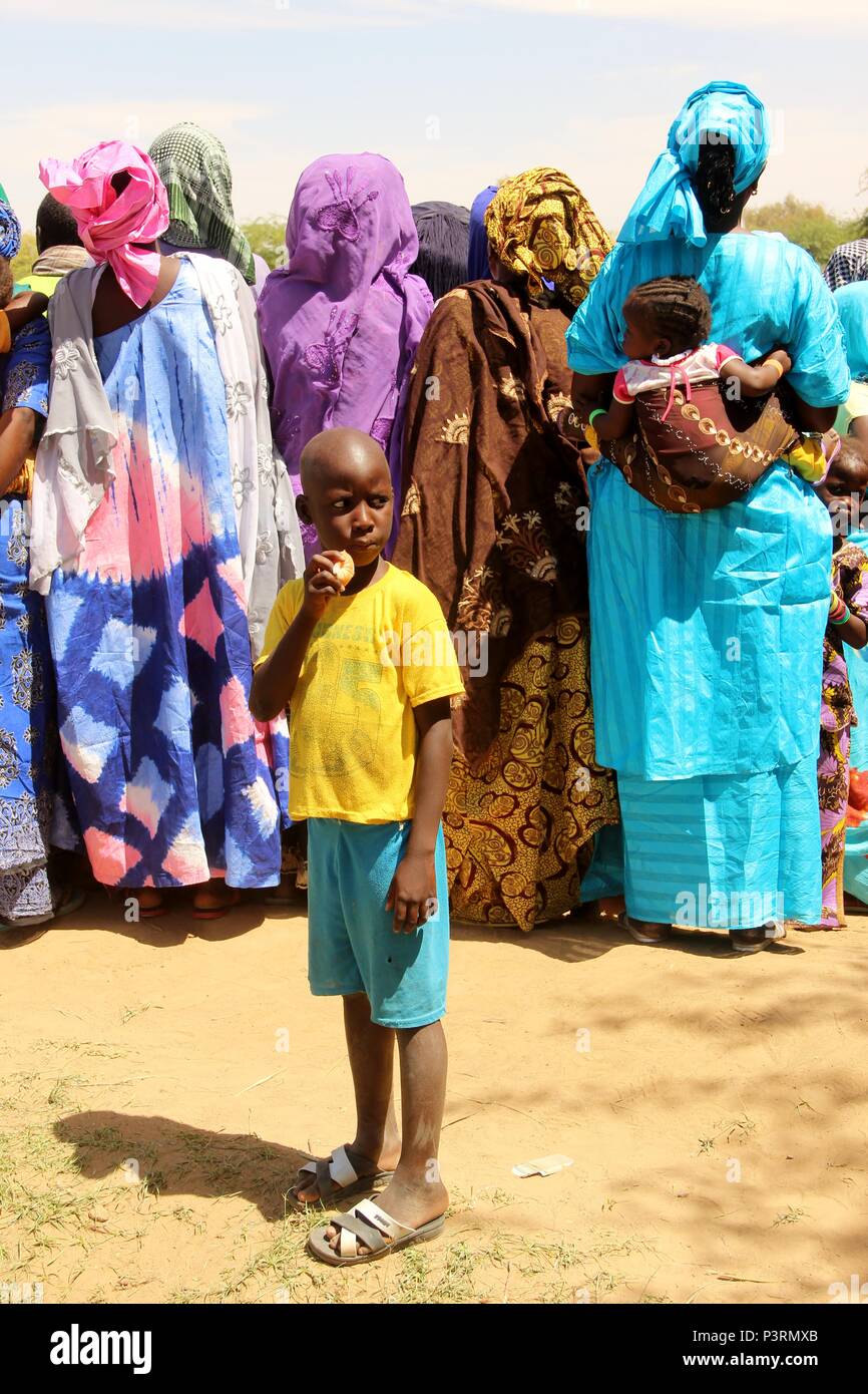 Childrren im Norden der senegalesischen Dorf Ndiayene Pendao Stockfoto