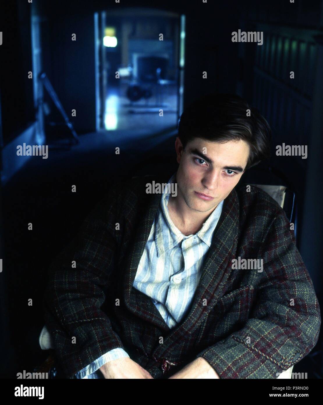 Original Film Titel: THE HAUNTED AIRMAN. Englischer Titel: The Haunted AIRMAN. Film Regie: CHRIS DURLACHER. Jahr: 2006. Stars: Robert Pattinson. Quelle: BBC/Album Stockfoto