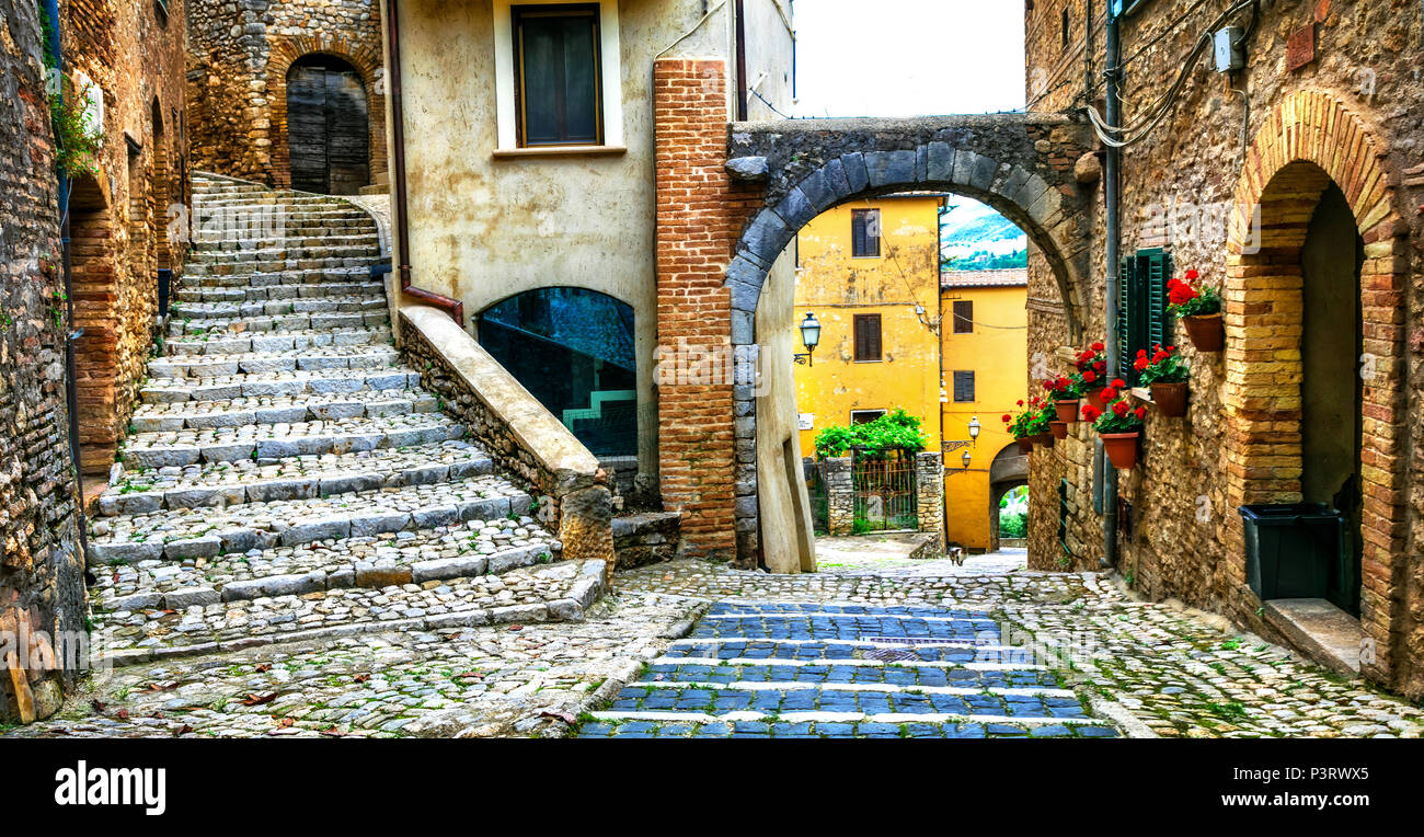 Alte Straßen der italienischen Dorf, Casperia, Rieti, Latium. Stockfoto