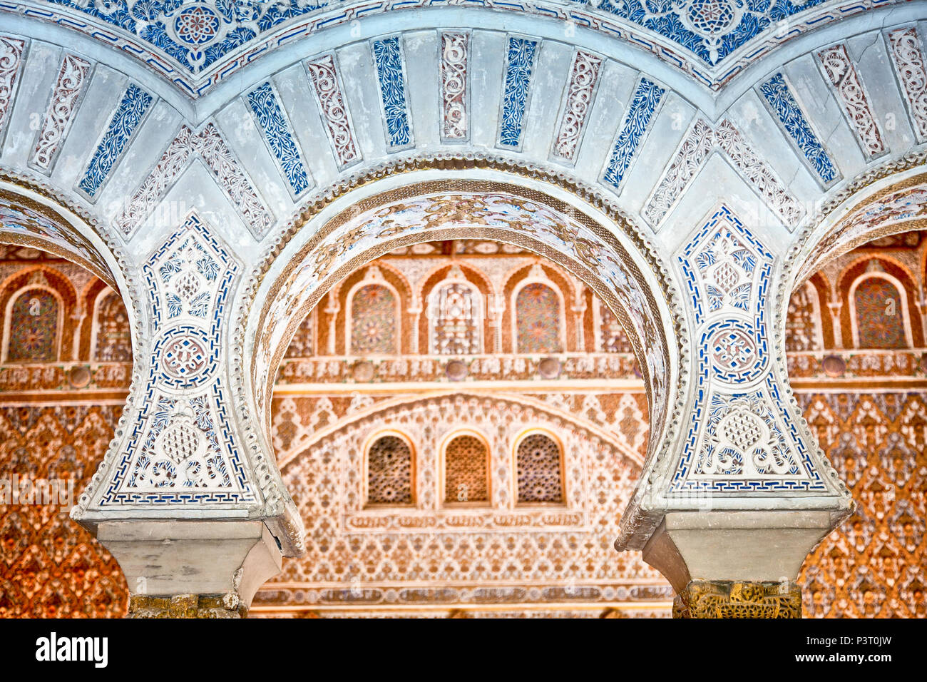 Mudejar Dekorationen in der Königlichen Alcazars von Sevilla, Spanien. Stockfoto