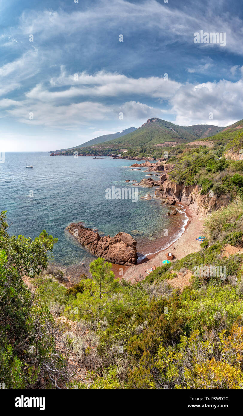 Strand an der Route des Calanques des Massif de l'Esterel Stockfoto