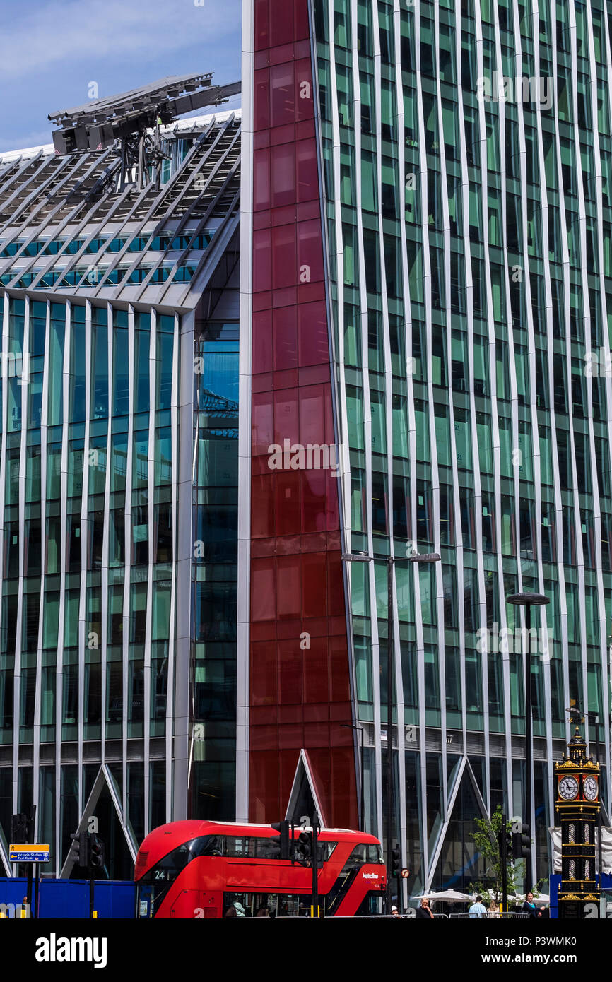 Nova Victoria, gemischte Nutzung Entwicklung bei 160 Victoria Street, London, England, Großbritannien Stockfoto