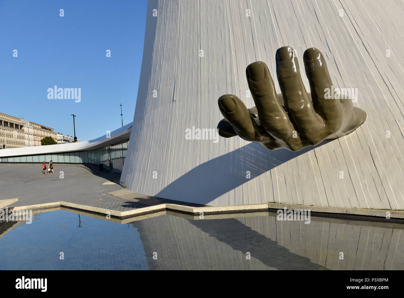 Le Havre (Frankreich): "Le Volcan" (Vulkan), vom Architekten Oscar Niemeyer, ein Gebäude, in dem sich das Jugend- und Kulturzentrum "Espace konzipiert Stockfoto