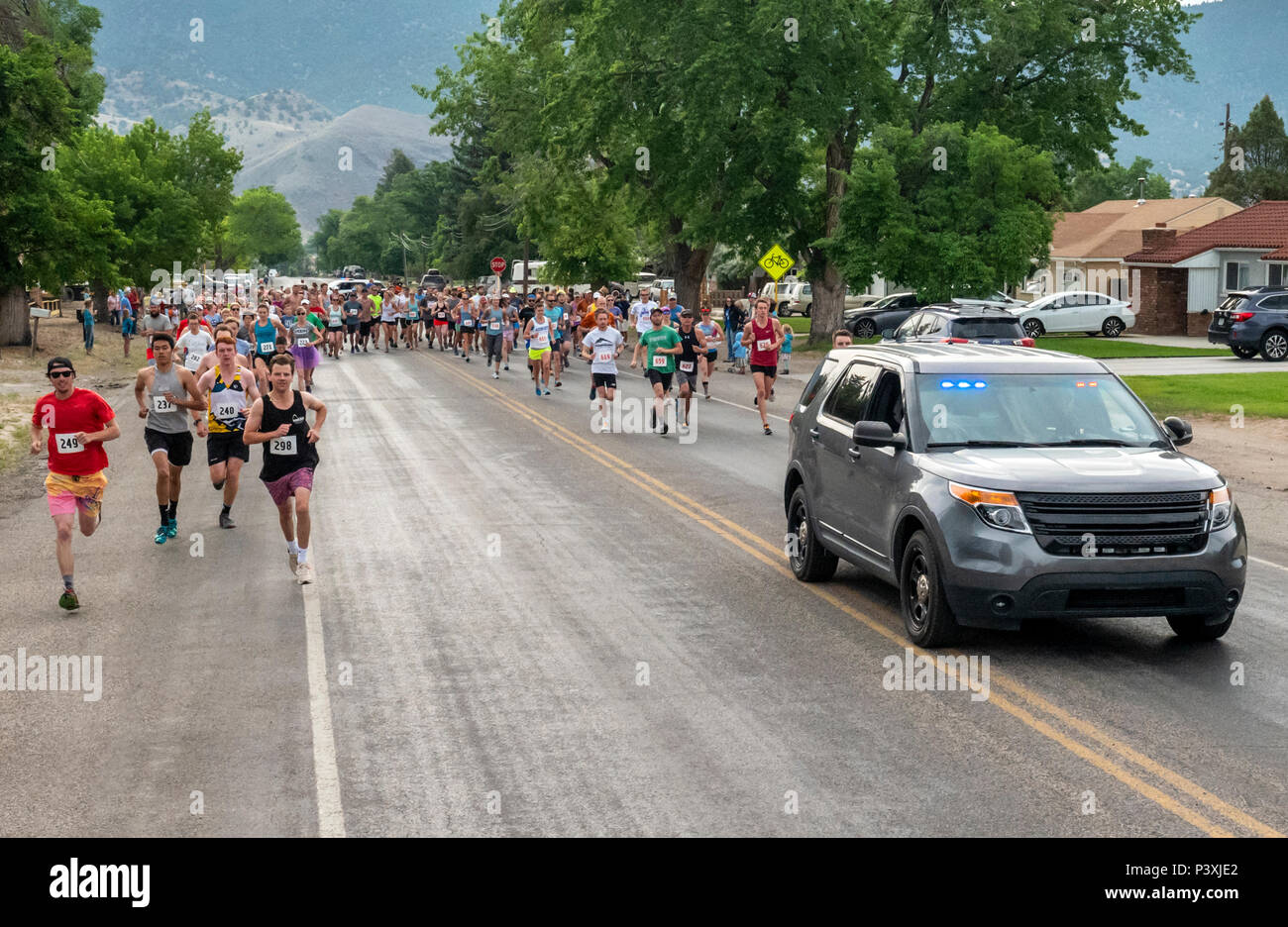Läufer in 5K und 10 K Fuß Rennen; jährliche Fibark Festival; Salida, Colorado, USA Stockfoto