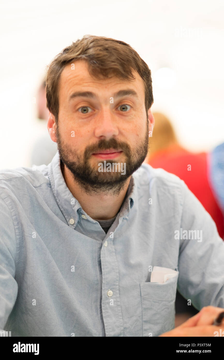 Wird Mabbitt, Autor der Kinder, an der Hay Festival 2018 der Literatur und der Kunst. Das jährliche Festival in der kleinen Stadt von Heu auf Wye an der walisischen Grenze, zieht die Dichter und Denker aus der ganzen Welt für 10 Tage feiern der Besten des geschriebenen Wortes, politischen Obwohl literarische Debatte und Stockfoto