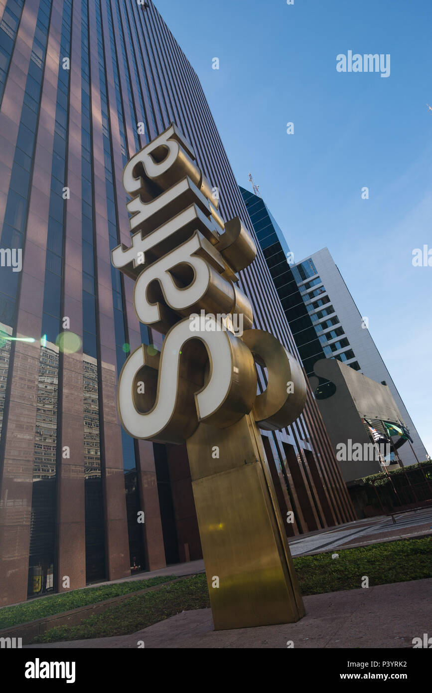 Fachada do Banco Safra Durante este Domingo (16), situado No Centro de São Paulo. Stockfoto