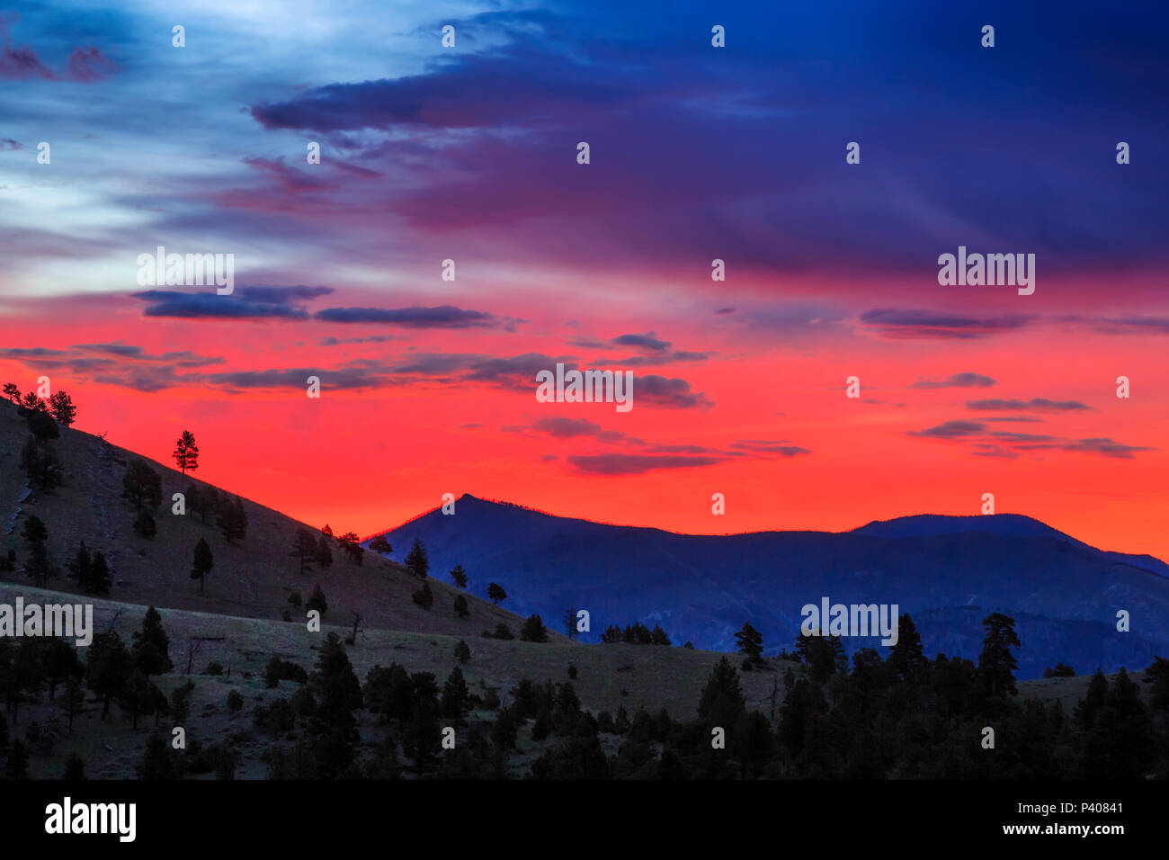 Sonnenaufgang über den Großen Belt Berge in der Nähe von Helena, Montana Stockfoto
