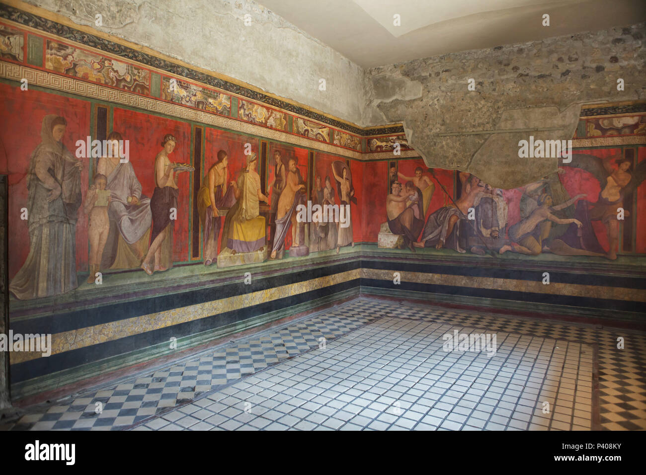 Dionysischen Mysterien (Bacchian Geheimnisse) im Römischen Fresken in den Triclinium (Römische Speisesaal) in der Villa der Mysterien (Villa dei Misteri) in die archäologische Stätte von Pompeji (Pompei) in der Nähe von Neapel, Kampanien, Italien dargestellt. Einleitung Ritus von der geheimnisvollen Kult des Dionysos (Bacchus) ist wahrscheinlich in der Fresken dargestellt. Stockfoto