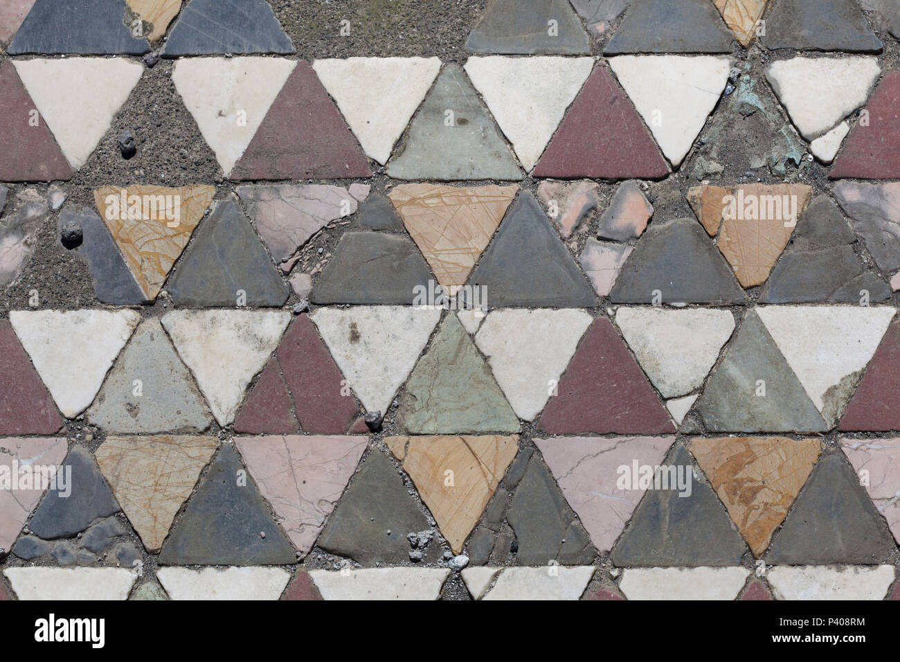 Marmor Mosaik Boden in Opus sectile Technik im Haus des Faun (Casa del Fauno) in die archäologische Stätte von Pompeji (Pompei) in der Nähe von Neapel, Kampanien, Italien. Stockfoto