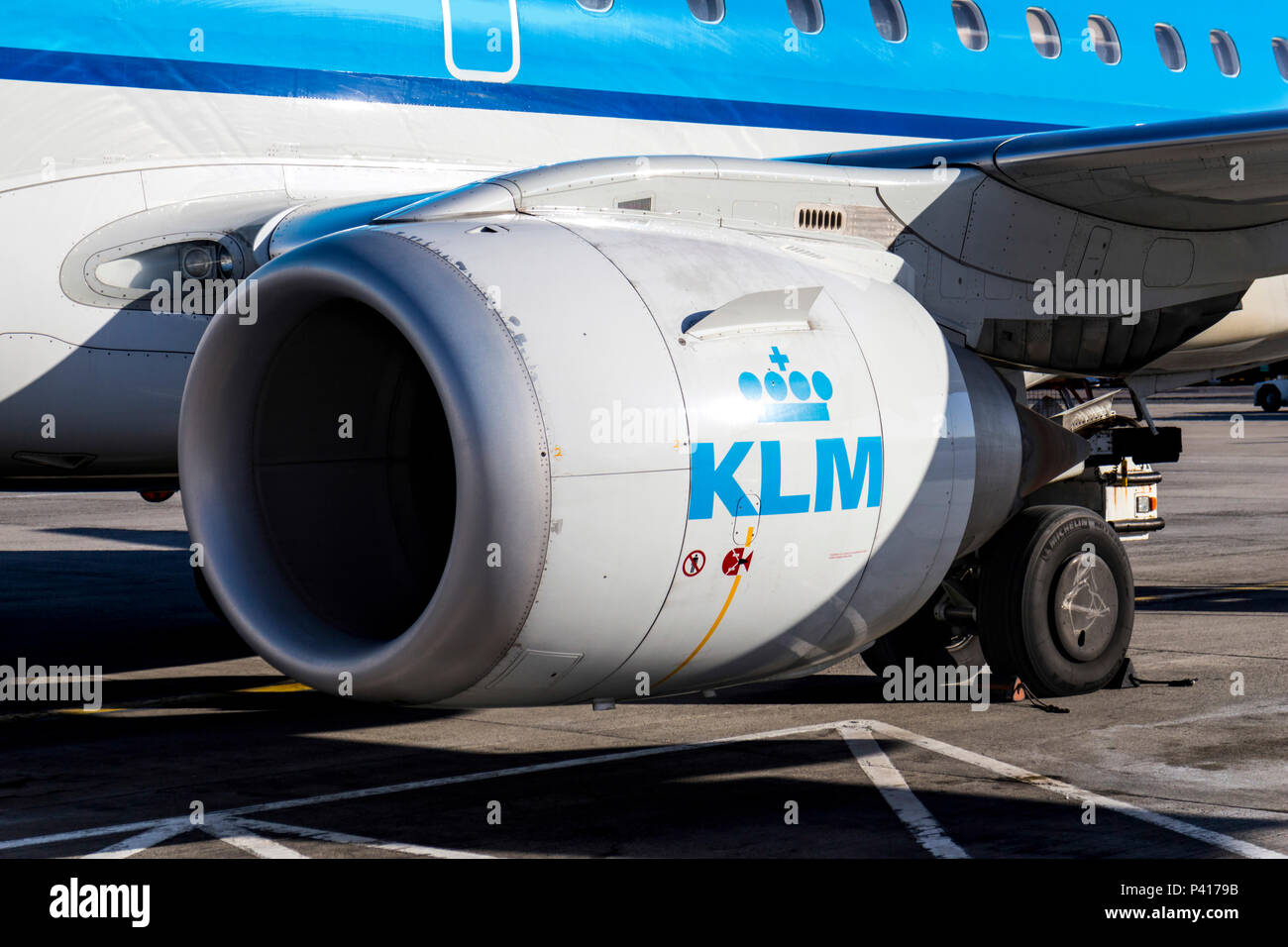 KLM Cityhopper Embraer ERJ-190 Jet Engine, Glasgow, Schottland. Stockfoto