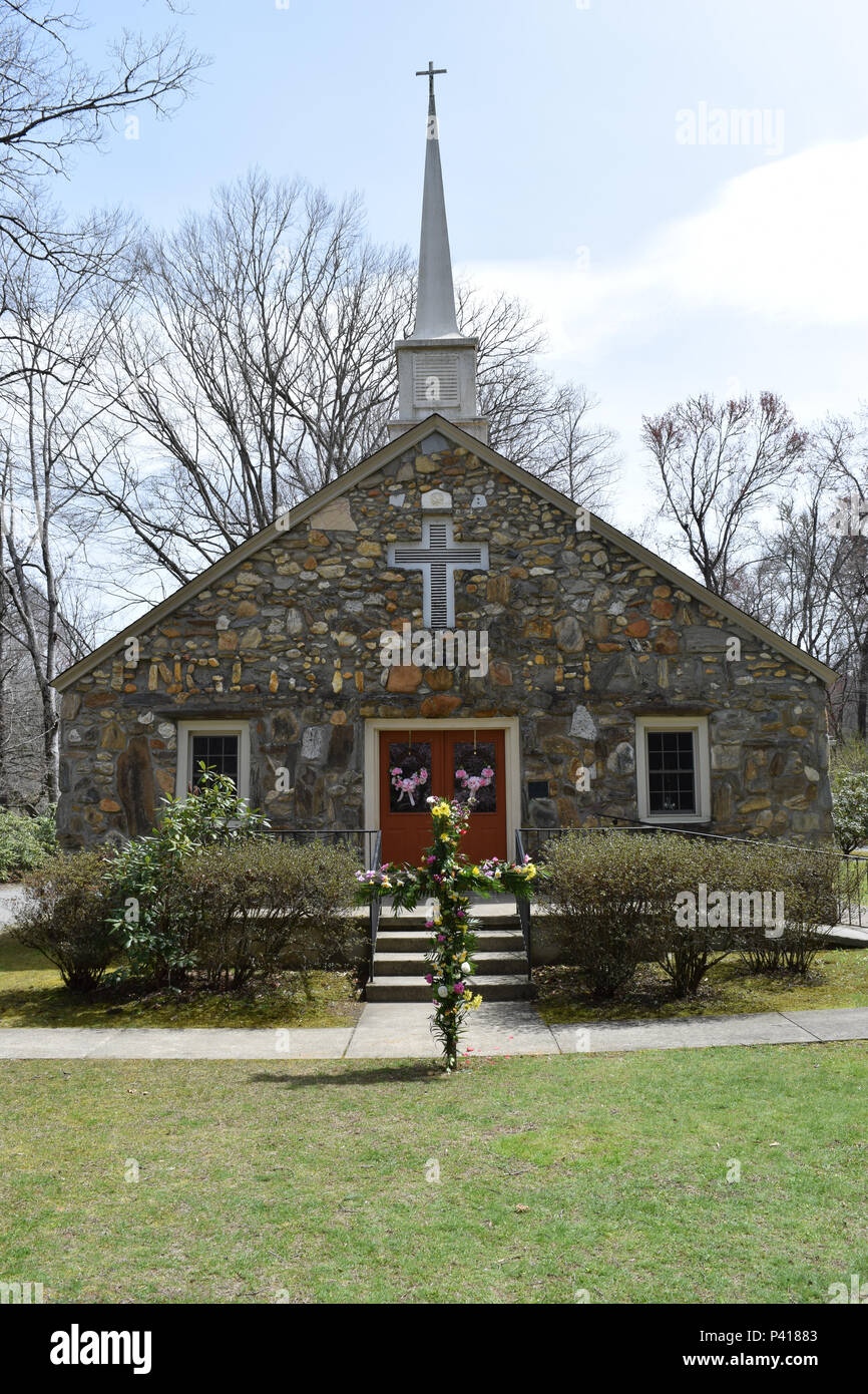 Die englische Kapelle im Pisgah National Forest. Die englische Kapelle ist ein Felsen Kirche im Jahre 1860 erbaut. Stockfoto