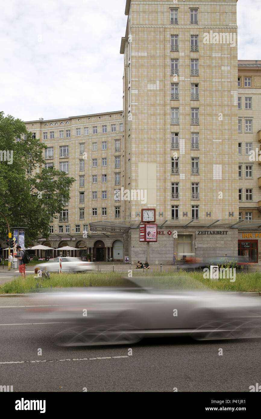 Berlin, Deutschland, torbauten am Strausberger Platz in Berlin-Friedrichshain Stockfoto