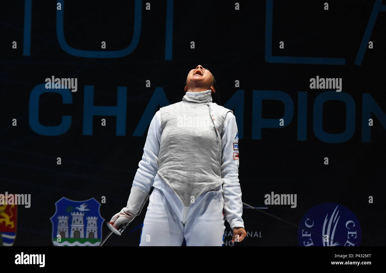 Novi Sad, Serbien. 20. Juni 2018 EUROPÄISCHEN Fechten championshio für Frauen Frauen Folie team Finale. Team von Italien gewann die Goldmedaille, Italien im Finale Team aus Russland, die Mannschaft von Frankreich Beat gewann Bronze. Für Italien gespielt cini Chiara, Arianna Errigo, Mancini Camila und Volpi Alice foto Nenad Mihajlovic Credit: Nenad Mihajlovic/Alamy leben Nachrichten Stockfoto