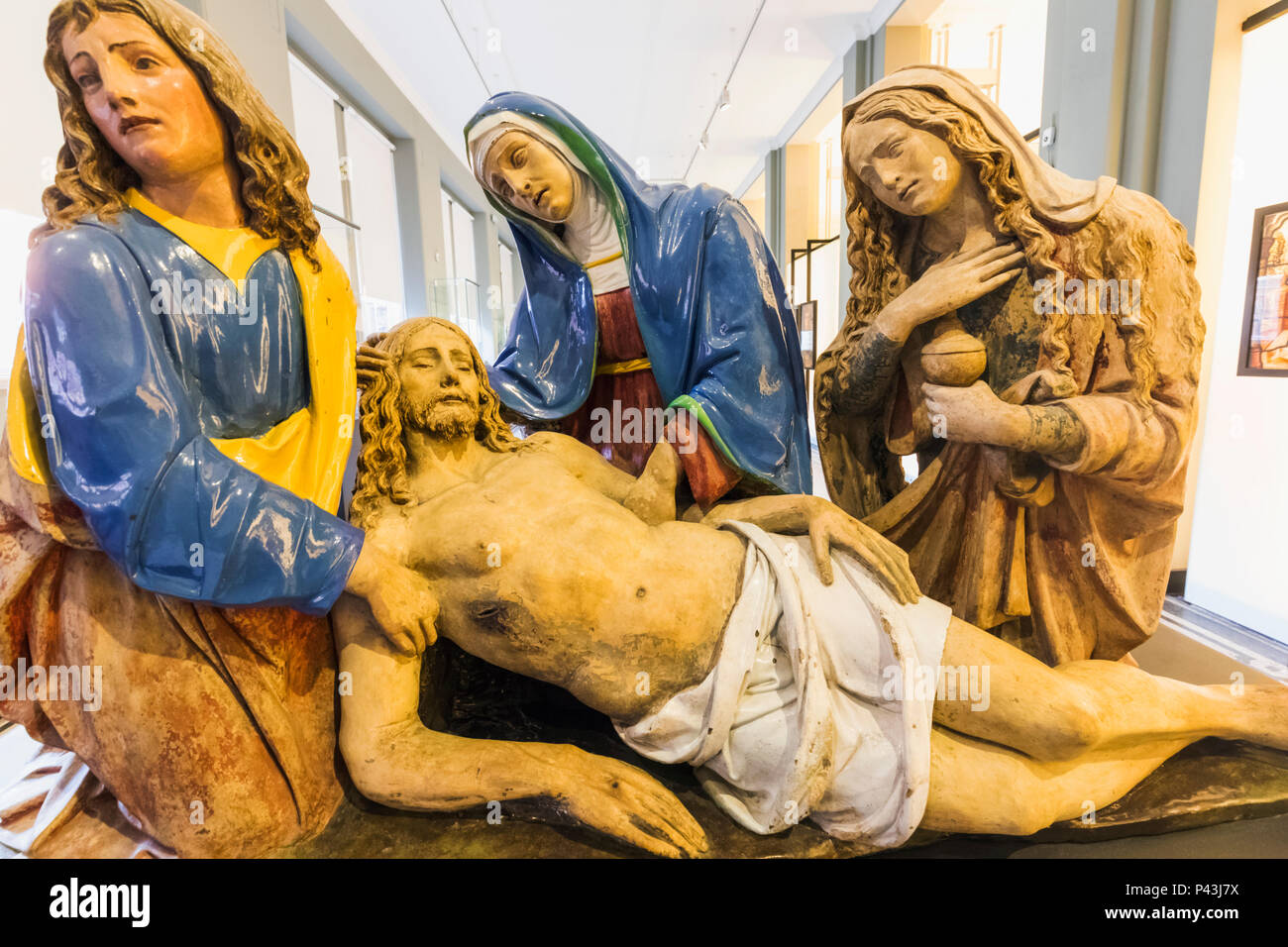 Terrakotta Skulptur mit der Darstellung der Wehklage über den Toten Christus aus der Werkstatt von Andrea della Robbia vom 1510-15 Stockfoto