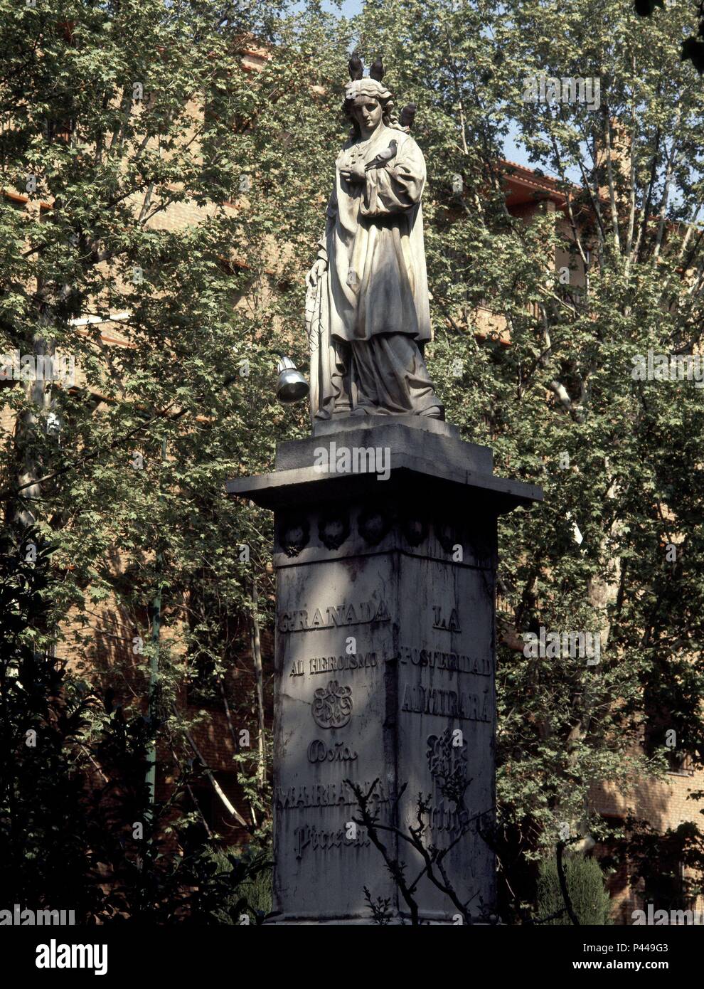 MONUMENTO A MARIANA PINEDA 1804/31 - HEROINA ESPAÑOLA DE LA CAUSA LIBERALE Y CONSTITUCIONAL. Ort: Außen, Granada, Spanien. Stockfoto