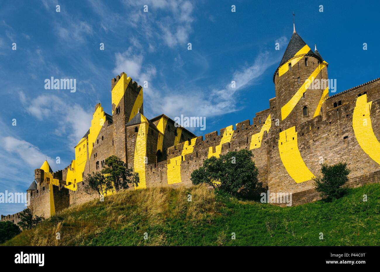 Carcassonne, einem Hügel Stadt im südlichen Frankreich, ist ein UNESCO-Weltkulturerbe, berühmt für seine mittelalterlichen Zitadelle Stockfoto