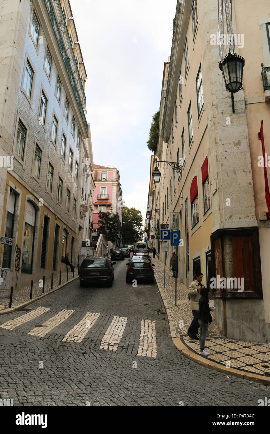 Chiado LISBOA, LI - 17/11/2014: TURISMO EM LISBOA: O Chiado é um dos bairros ...