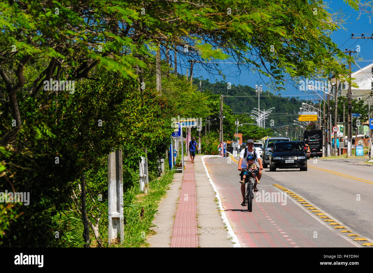 FLORIANÓPOLIS, SC - 07/12/2014: ANTOINE DE SAINT EXUPÉRY EM SC-A Prefeitura de Florianópolis/SC tombou definitivamente um antigo Campo de Aviação na Praia do Campeche, Para construir um Parque Público inspirado keine aviador francês Antoine de Saint-Exupéry. Exupéry foi o escritor do Livro "O Pequeno Principe" e na década de 30 fazia escalas na cidadepela Companhia aérea francesa Latécoère (Aéropostale e hoje Air France). Ära pelos Pescadores conhecido por'Zé Perri". Ein área fica ein 500m da Praia, servia de Aeroporto para Escala em vôos para Buenos Aires (correios), hoje tem um Campo de Futebol Stockfoto