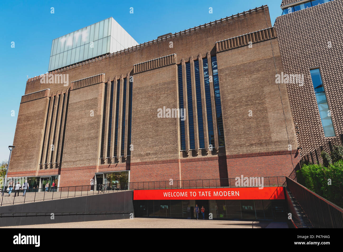 Äußere Gebäude der Schalter Haus jetzt Tate Modern, Museum für Moderne und Zeitgenössische Kunst an der Bankside Bereich der London, England, Großbritannien Stockfoto