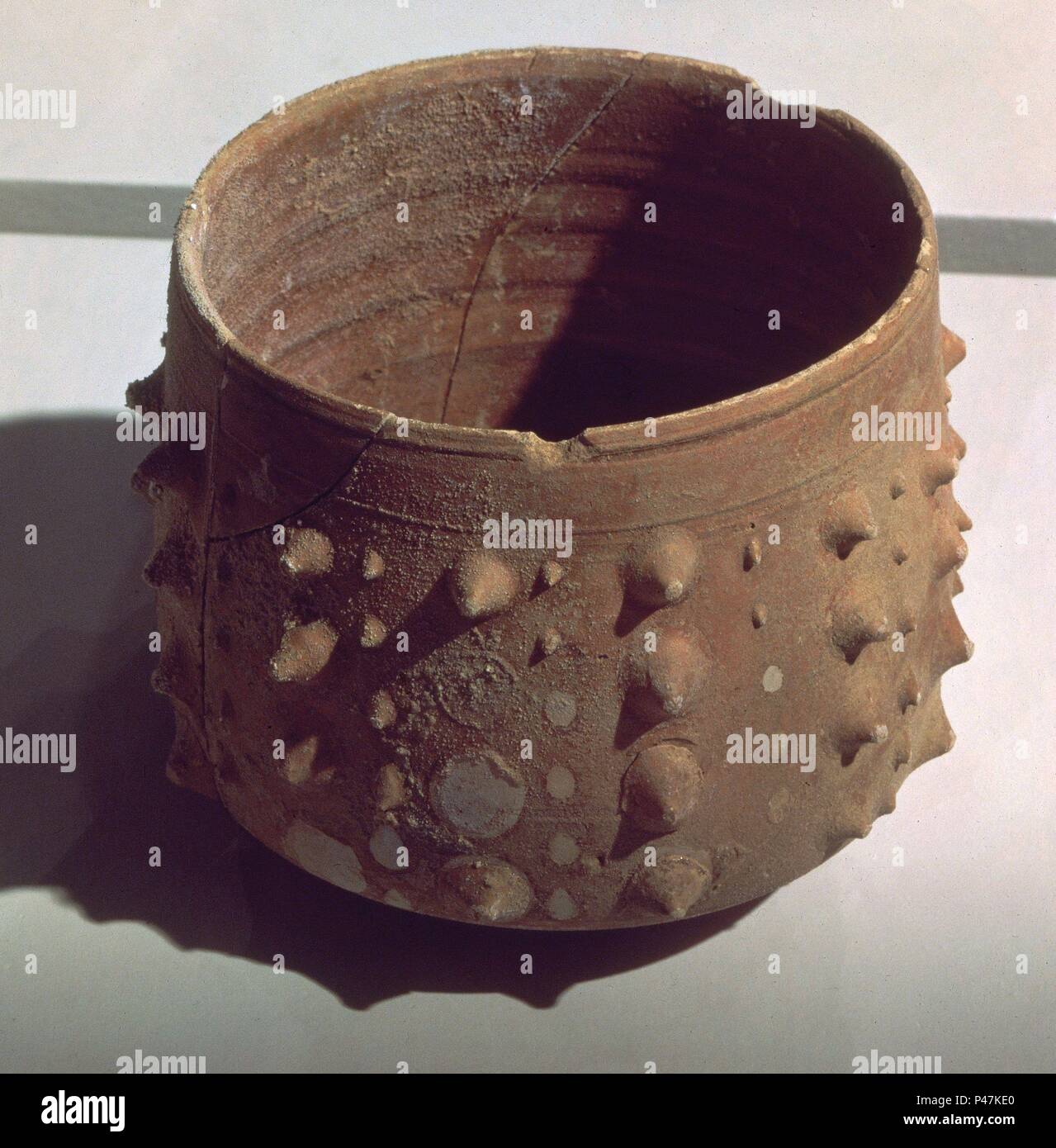 VASO CERAMICO ROMANO SIGLO I. LAGE: MUSEO DE CADIZ - ARQUEOLOGIA, Cadiz, Andalusien, Spanien. Stockfoto