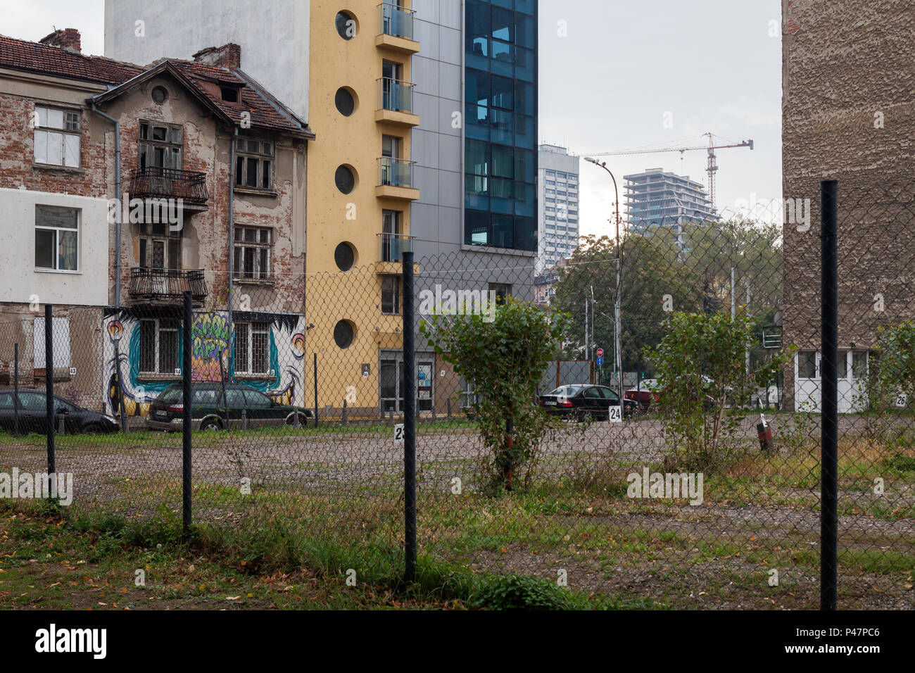 Sofia, Bulgarien, Wohn- und Geschäftshäusern und unbebaute Grundstücke Stockfoto