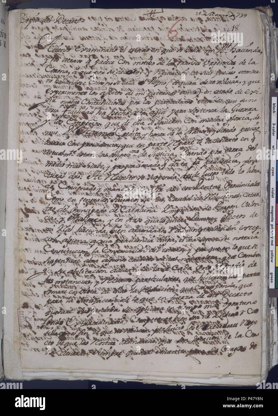 DECRETO DE SUSPENSION DE PAGOS 21/3/1739 ESPAÑA (Seite 1) - REINADO DE FELIPE V. Ort: ARCHIVO HISTORICO NACIONAL - COLECCION, MADRID, SPANIEN. Stockfoto