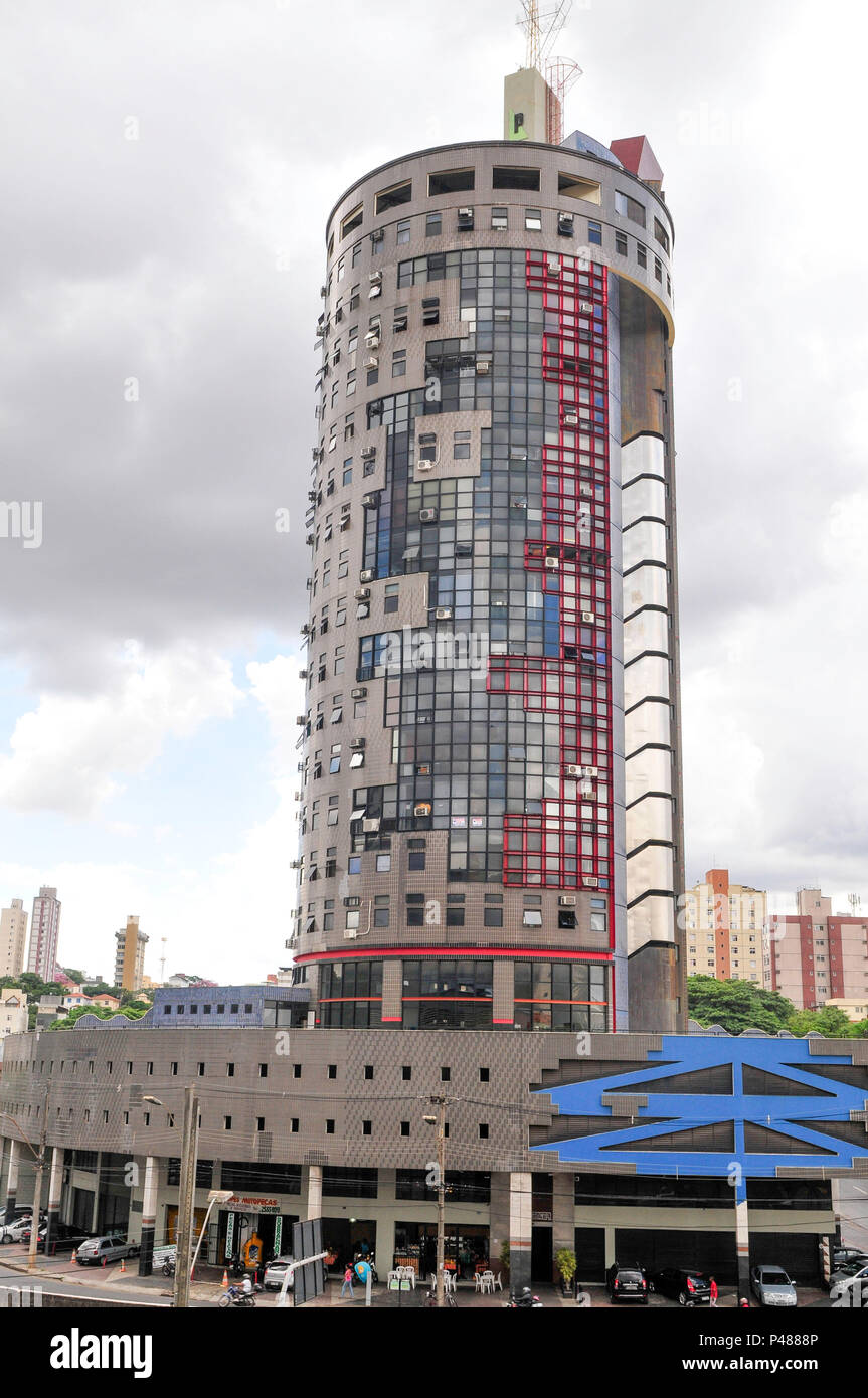 Fachada do condomínio Exzentrizität (edifício perrela), BH, MG Foto: mourão Panda Stockfoto