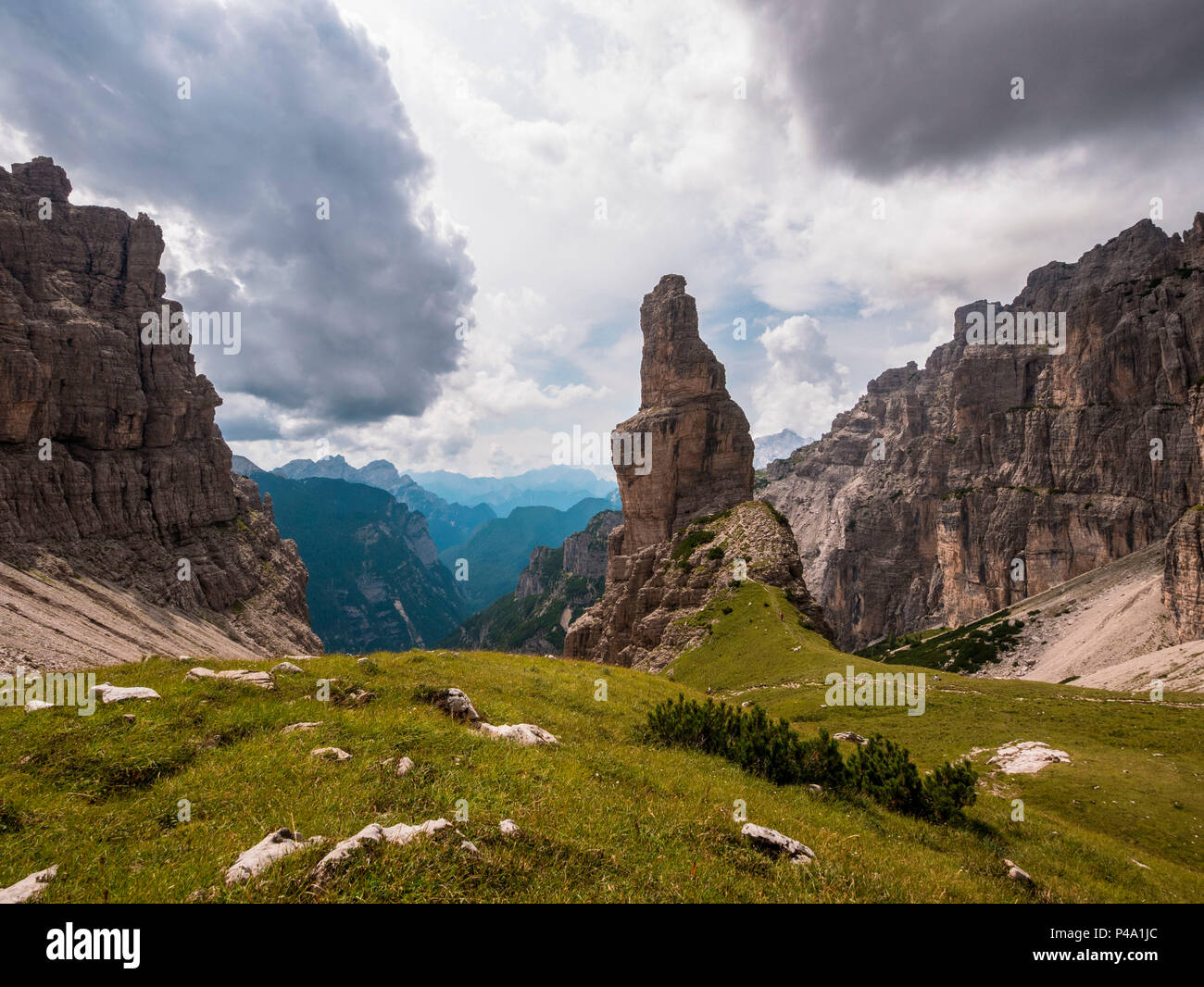 Das Campanile di Val Montanaia Peak im Naturpark der Friulanischen Dolomiten, Pordenone Provinz, Region Friuli Venezia Giulia, Italien, Alpen, Europa Stockfoto