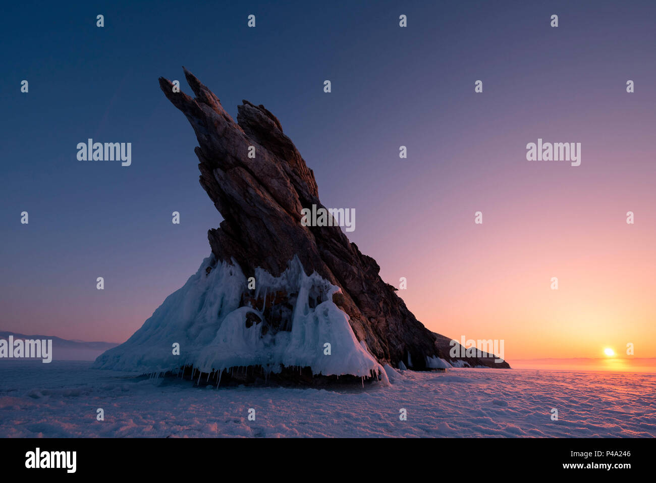 Ogoy Insel bei Sonnenaufgang, Baikalsee, Irkutsk Region, Sibirien, Russland Stockfoto