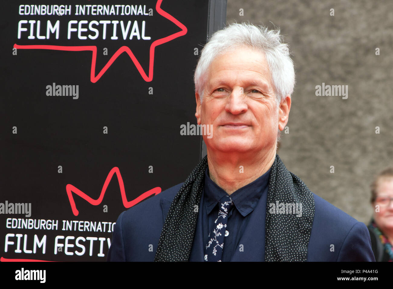 Edinburgh, Schottland, Großbritannien. 20 Juni, 2018. Direktor, Marc Turtletaub, auf dem roten Teppich bei der Filmpremiere von Puzzle, auf dem Festival Theater, Edinburgh, Schottland. Puzzle ist ein 'delightful Film über eine Frau, die ihr Potenzial erreicht nach einer Lebenszeit von der Suche nach dem Anderen, anstatt das Konzentrieren auf sich." Dieses Screening ist Teil der öffnung Nachtgala Strand an der Edinburgh International Film Festival 2018 (EIFF), die zwischen dem 20. Juni und 1. Juli 2018 läuft. Iain McGuinness/Alamy leben Nachrichten Stockfoto