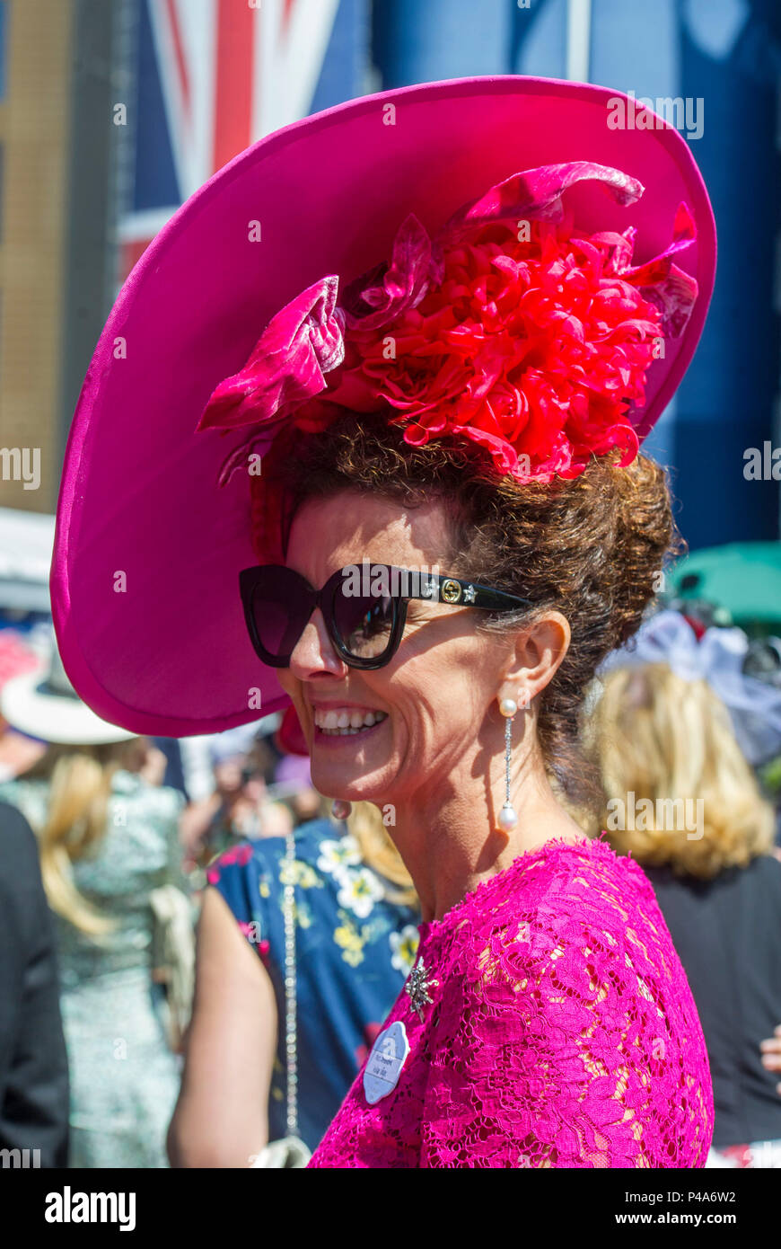 Royal Ascot, Berkshire, Großbritannien, 21. Juni 2018 bunte Hüte am dritten Tag der Royal Ascot 21 Juni 2018 Credit John Beasley Stockfoto