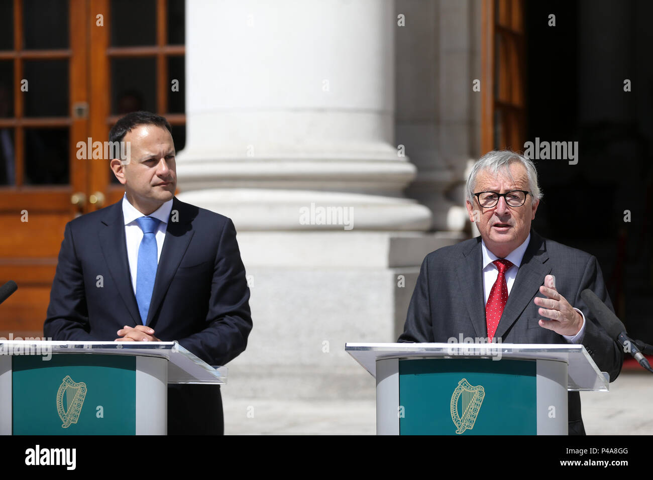 "Irland kommt zuerst". Aussage von Jean Claude Juncker, Präsident der Europäischen Kommission, wenn Sie Bezug auf die Brexit Verhandlungen mit Großbritannien, bei einem Besuch in Dublin, Irland Stockfoto