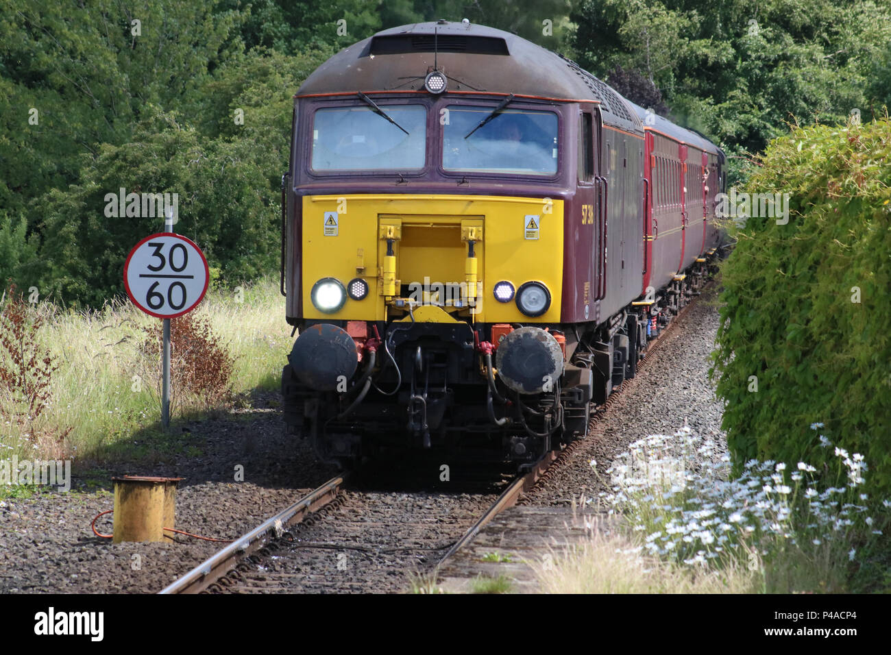 Ovenholme nach Windermere, Großbritannien. Juni 2018 21. West Coast Eisenbahnen ausgeführt werden Personenzüge auf den Seen mit 6 Dienstleistungen ein Tag in jede Richtung, zwischen Windermere und Oxenholme nach Norden ihre Dienste zurück und ersetzte sie mit Bussen, die wahrscheinlich bis zum 2. Juli 2018. Credit: Andrew Bell/Alamy leben Nachrichten Stockfoto