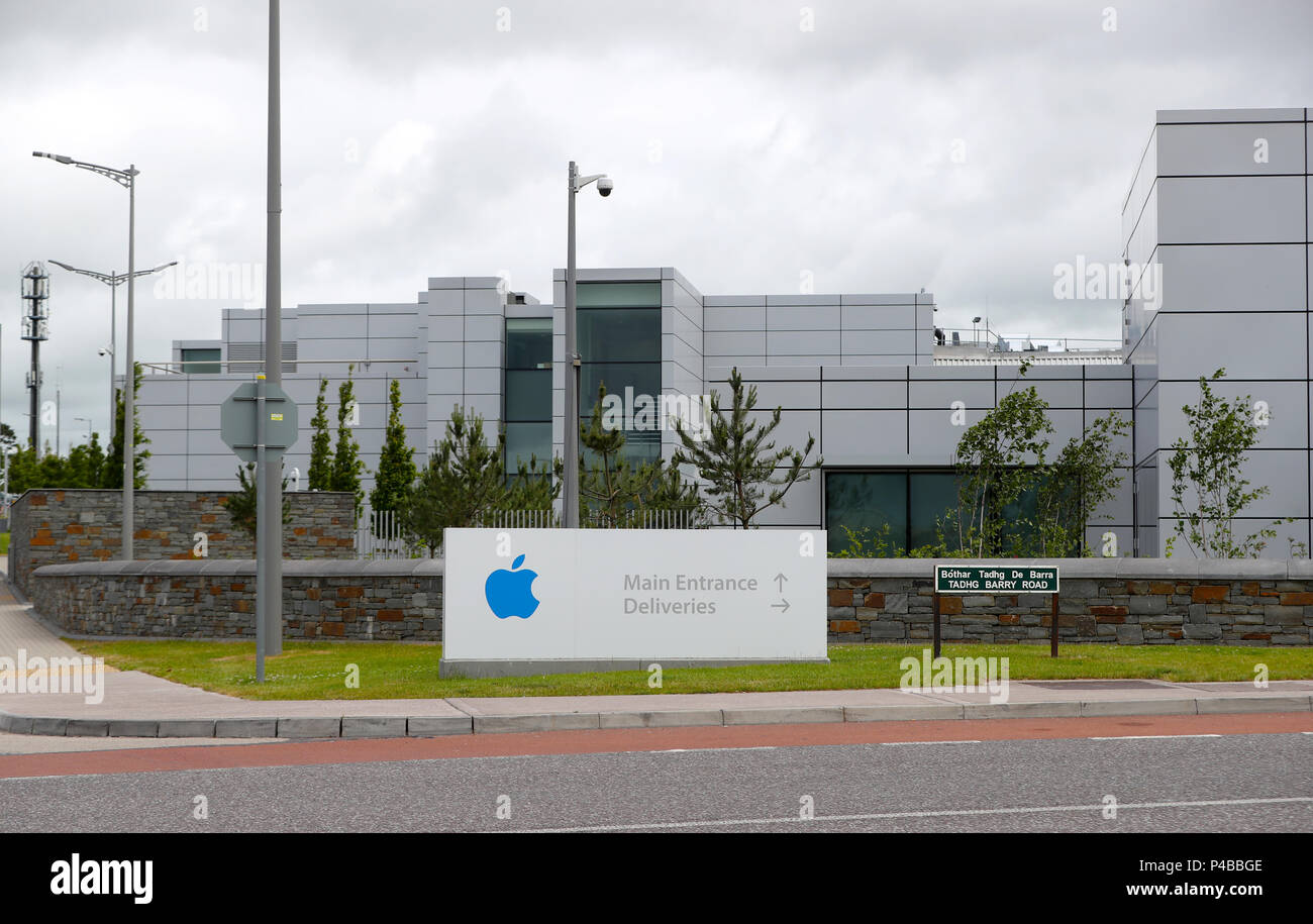 Einen allgemeinen Überblick über das Apple europäischen Hauptsitz in Hollyhill Industrial Estate in Co Cork. Das Werk beschäftigt 6000 Menschen der Herstellung und dem Vertrieb von iMac Computern. Stockfoto
