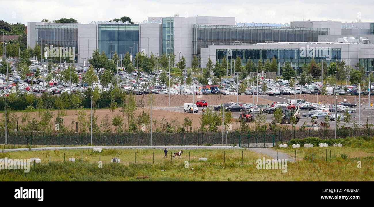 Einen allgemeinen Überblick über das Apple europäischen Hauptsitz in Hollyhill Industrial Estate in Co Cork. Das Werk beschäftigt 6000 Menschen der Herstellung und dem Vertrieb von iMac Computern. Stockfoto