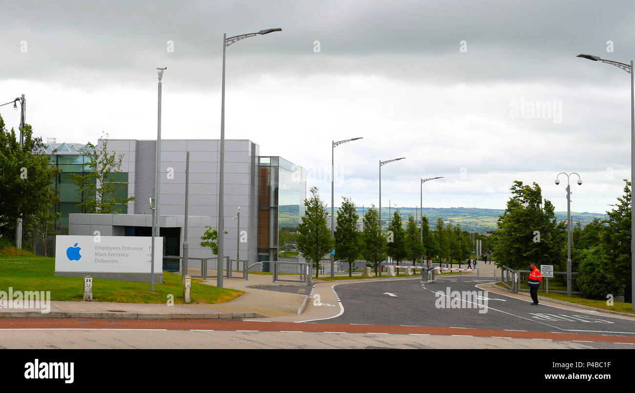 Einen allgemeinen Überblick über das Apple europäischen Hauptsitz in Hollyhill Industrial Estate in Co Cork. Das Werk beschäftigt 6000 Menschen der Herstellung und dem Vertrieb von iMac Computern. Stockfoto