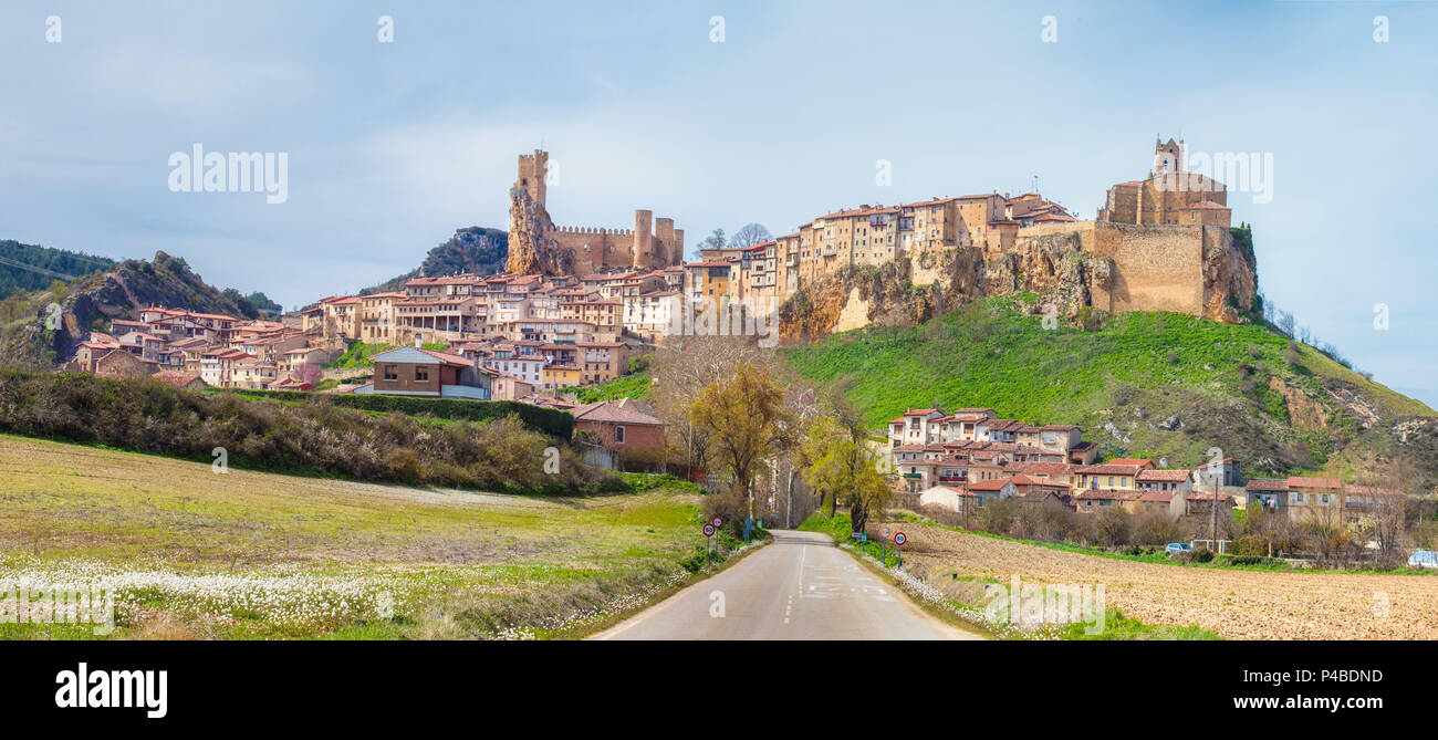 Spanien, Provinz Burgos, Frias Stadt, Panorama Stockfoto