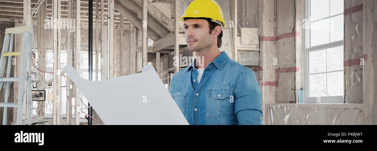 Aus Bild der Bauarbeiter auf Pläne suchen Stockfoto