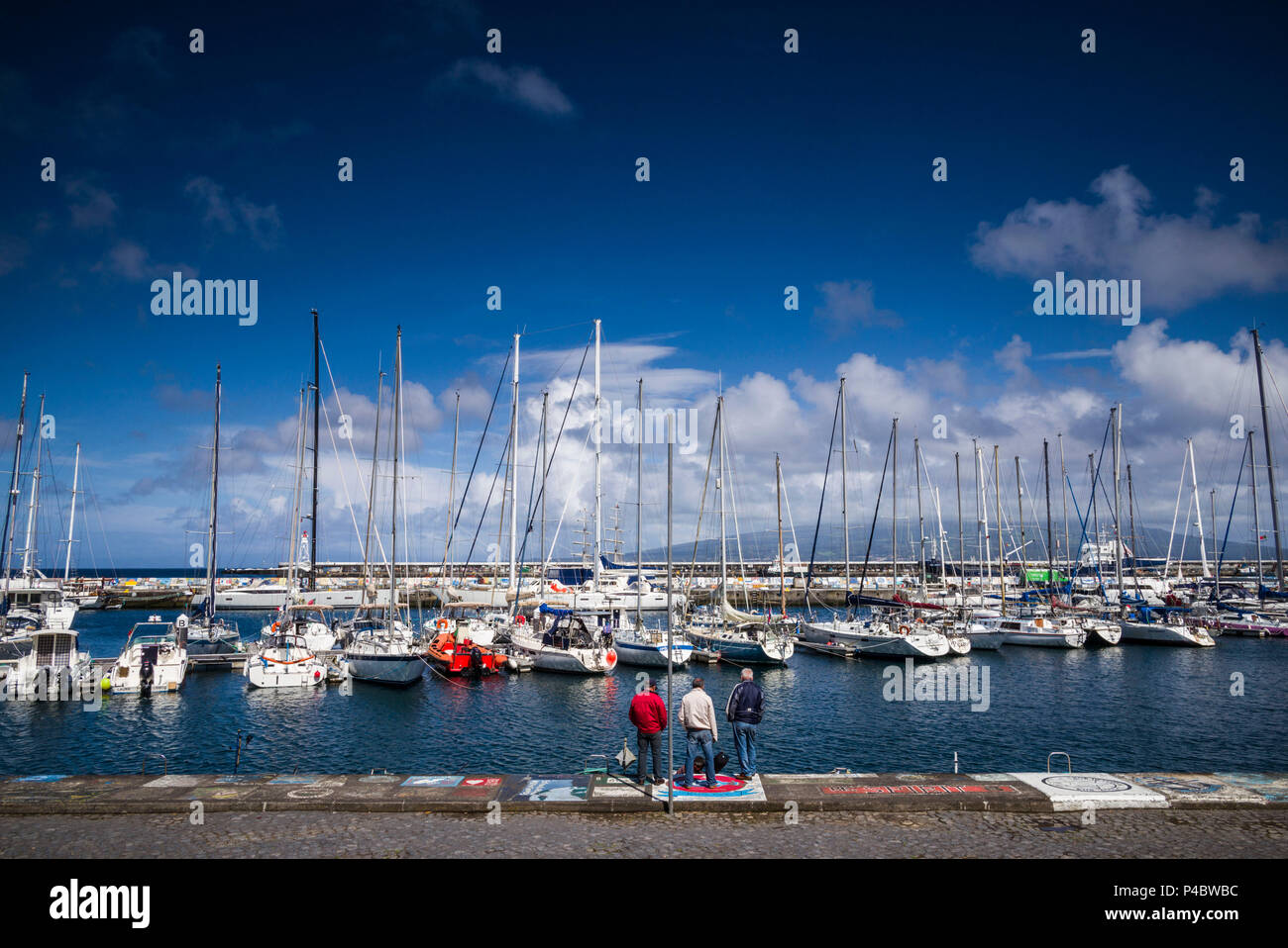 Portugal, Azoren, Insel Faial, Horta, Waterfront Stockfoto