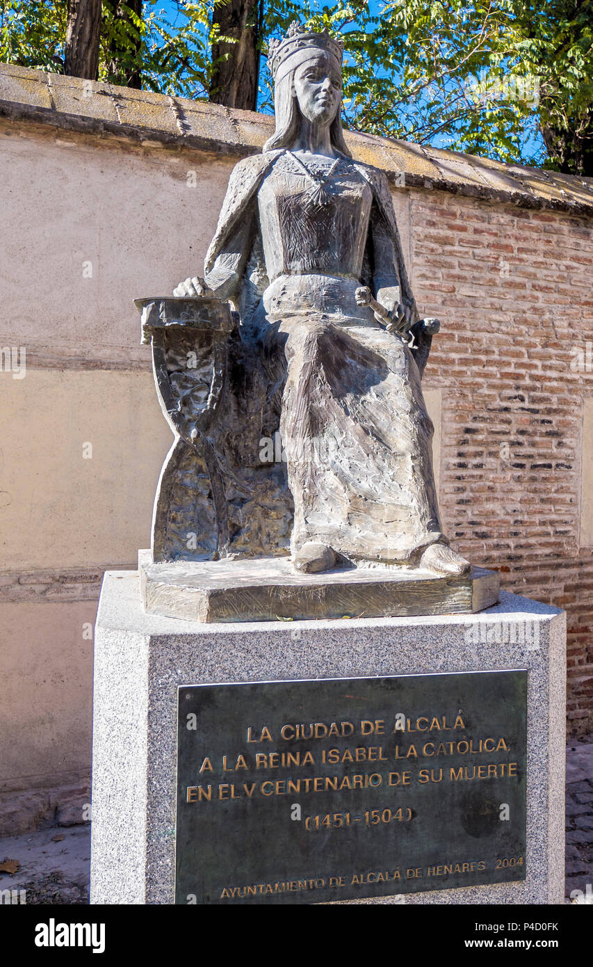 Estatua de Isabel la Católica. Alcalá de Henares. Madrid. España Stockfoto