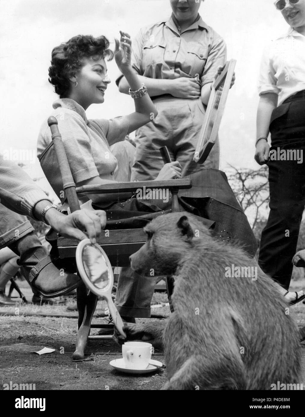 Original Film Titel: MOGAMBO. Englischer Titel: MOGAMBO. Regisseur: John Ford. Jahr: 1953. Stars: Ava Gardner. Credit: M.G.M/Album Stockfoto